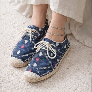 J. Crew Women's Blue Ikat Print Espadrilles Boho Shoes Size 7